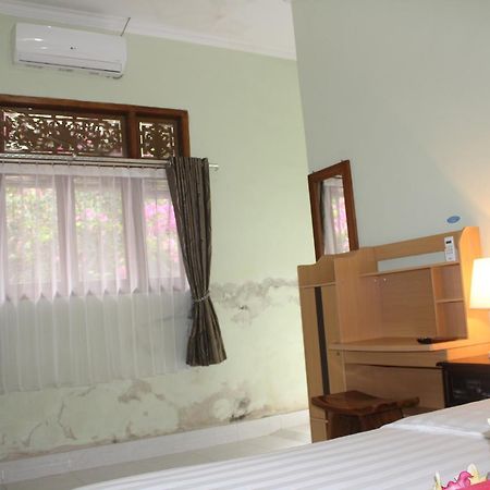 Green Palm Homestay BALI Exteriör bild