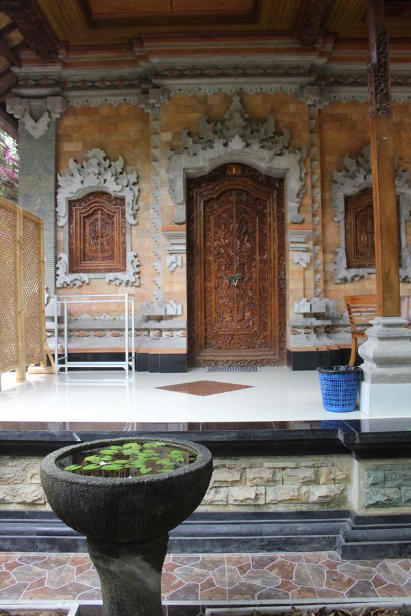 Green Palm Homestay BALI Exteriör bild