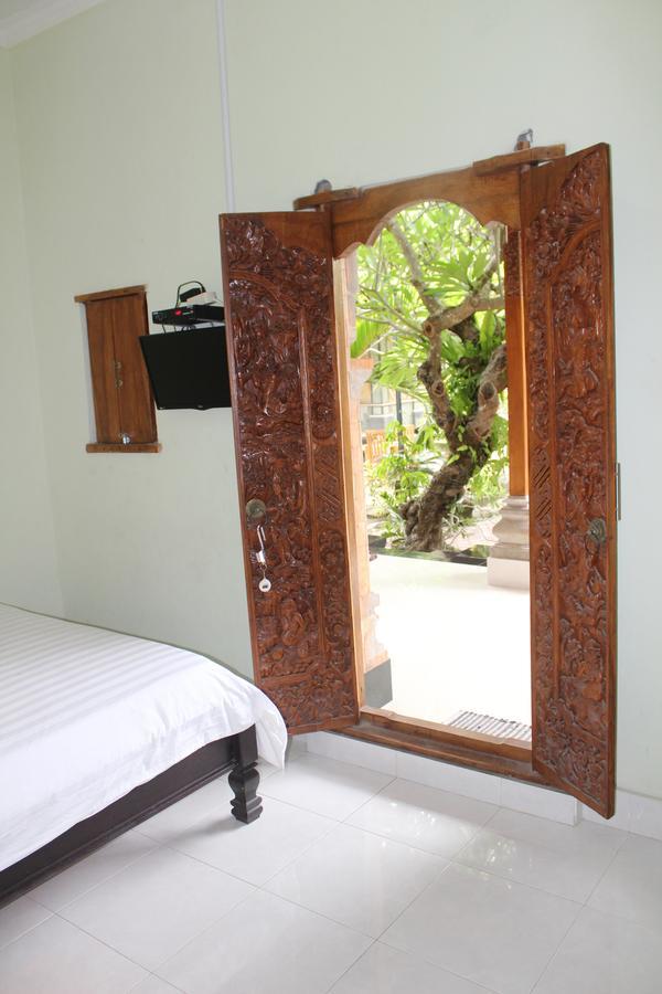 Green Palm Homestay BALI Exteriör bild
