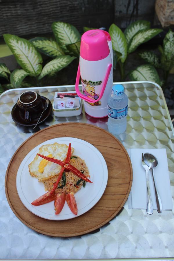 Green Palm Homestay BALI Exteriör bild